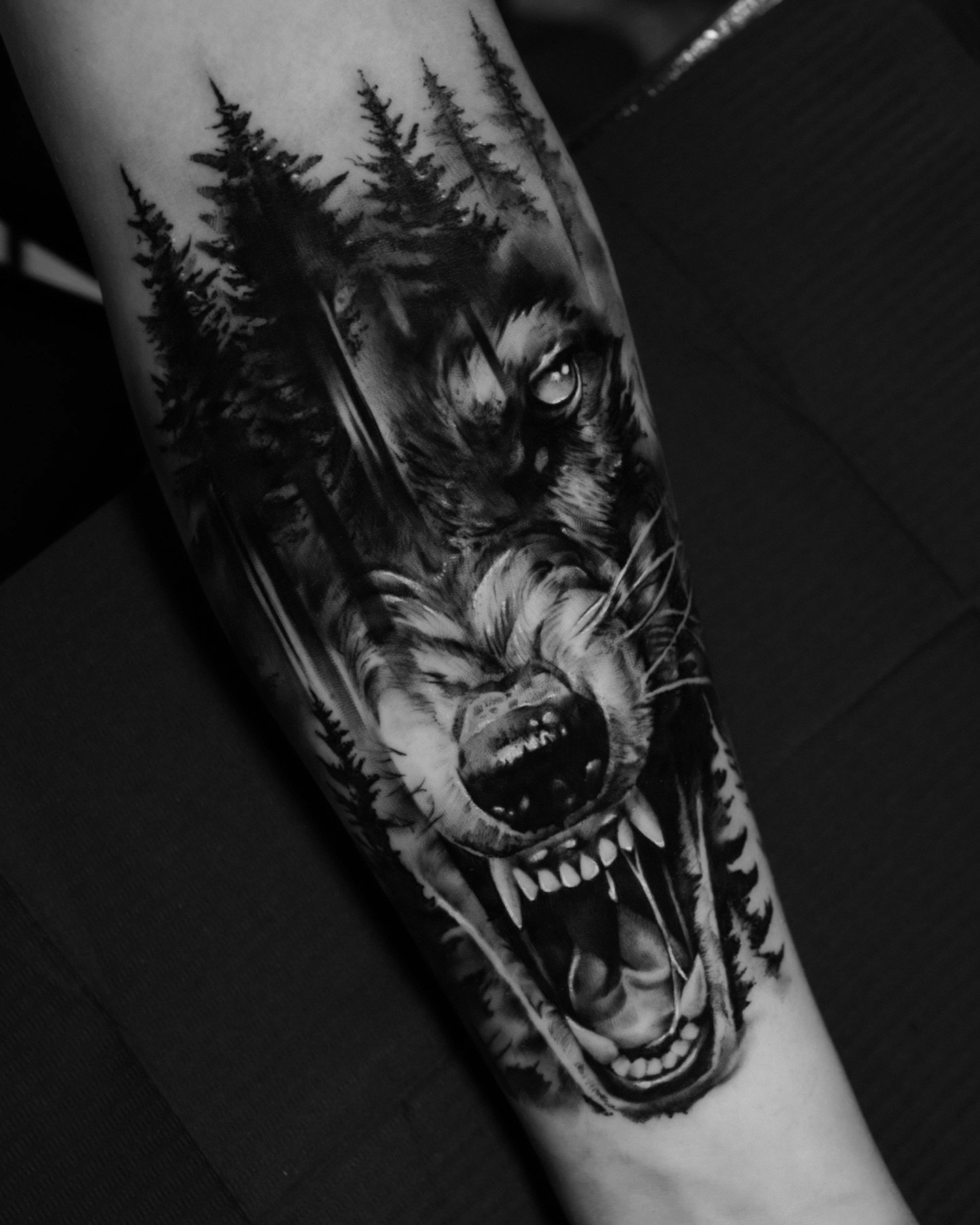 angry wolf tattoo